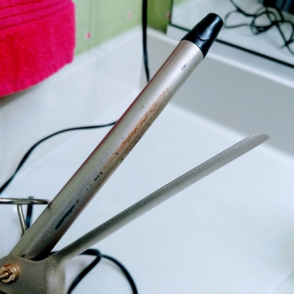 GOLD VIDAL SASSOON CURLING IRON - Picture 14 of 14